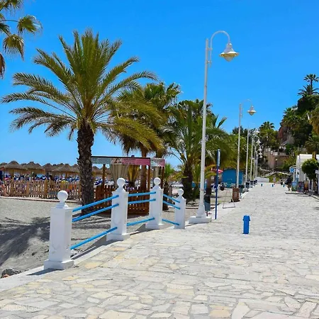Apartment 2e Am Playa Burriana 1 Linea, Erste Strandreihe *